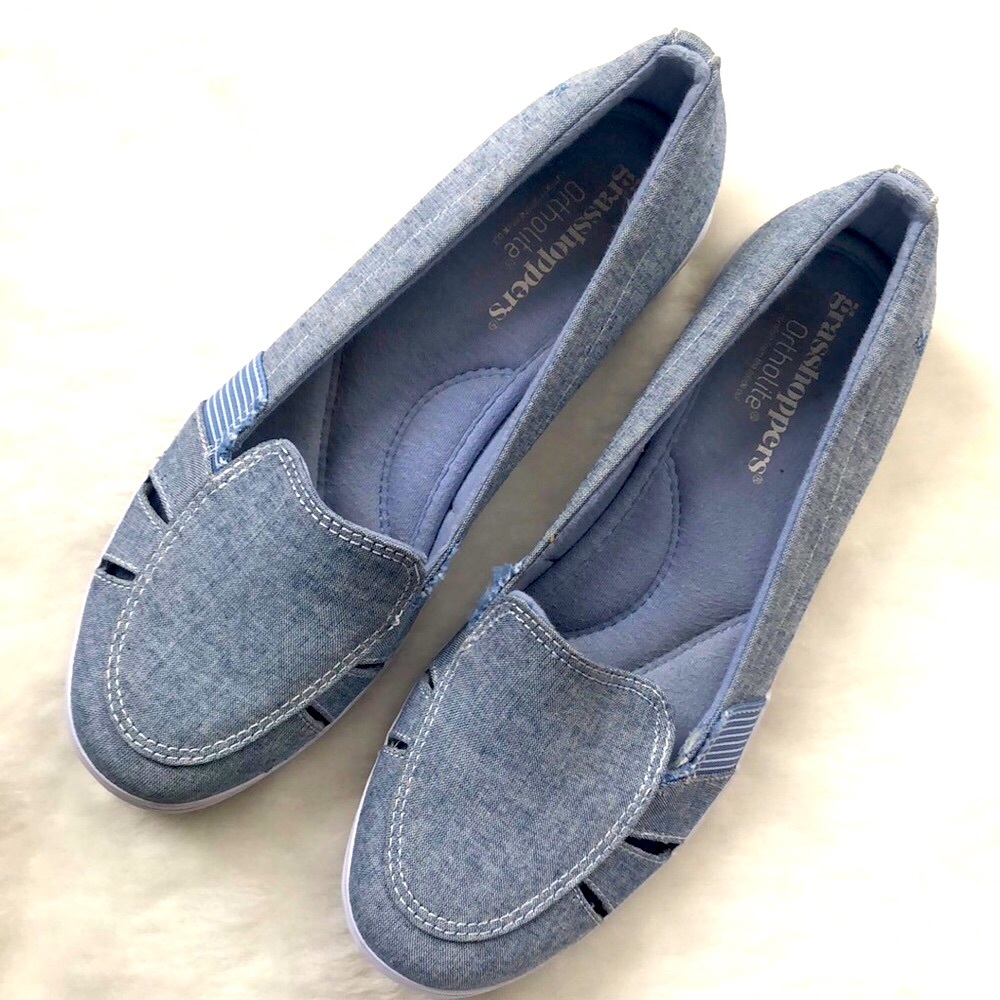 Chambray Blue Slip On Grasshoppers Shoes 9 Wide